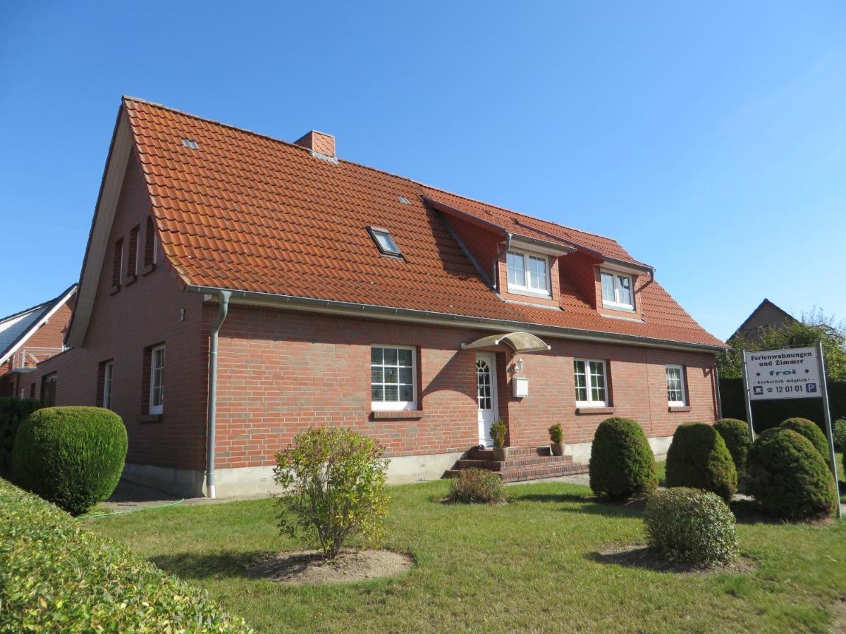 Ferienwohnungen "Marie" Mit Terrassen, Inclusive Park- Und Stellplaetze Am Haus, Mueritz-Strand Nur 700M, Altstadt 10Min, Ruhige Lage, วาเริน ภายนอก รูปภาพ