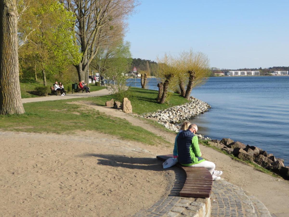 Ferienwohnungen "Marie" Mit Terrassen, Inclusive Park- Und Stellplaetze Am Haus, Mueritz-Strand Nur 700M, Altstadt 10Min, Ruhige Lage, วาเริน ภายนอก รูปภาพ